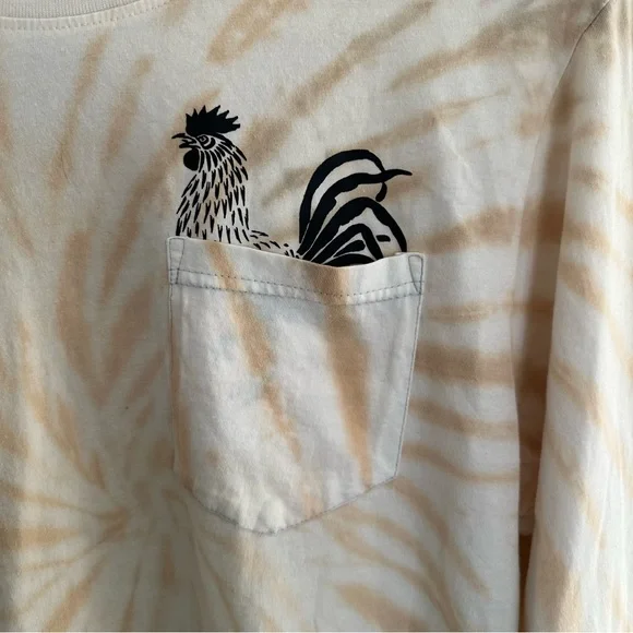 Cream Long Sleeve Shirt with Rooster Design - Picture 3 of 6